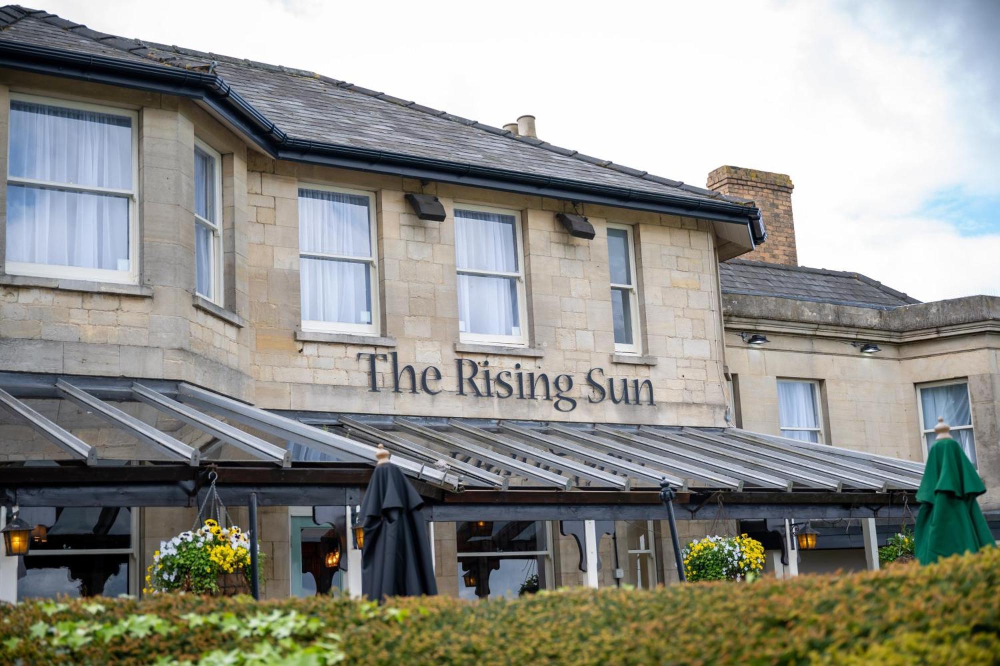 Rising Sun Hotel By Greene King Inns เชลเทนแฮม ภายนอก รูปภาพ